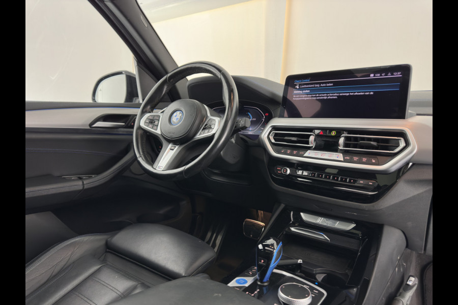 BMW iX3 High Executive 80 kWh [3-Fase-11kW] {Soh-100%} (INCL-BTW) Aut. *PANO | LEATHER | ADAPTIVE-CRUISE | FULL-LED | HARMAN/KARDON | BLIND-SPOT | DIGI-COCKPIT | HEATED-COMFORTSEATS | CAMERA | DAB+ | NAVI-FULLMAP | TOWABAR | 20''ALU*