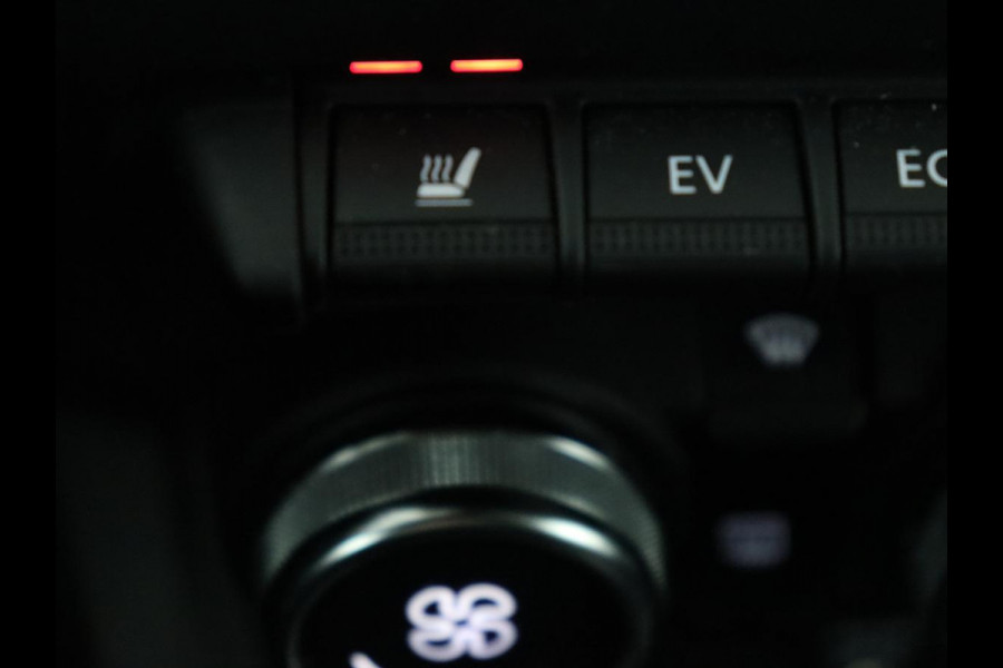 Renault Captur 1.6 E-Tech Hybrid 145 Business Zen | Trekhaak Stoelverwarming | Camera | Carplay | Navigatie | Full LED | Climate control | Bluetooth | Parkeerhulp | Cruise control | Dealer Onderhouden