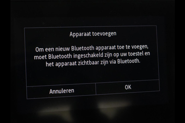 Renault Captur 1.6 E-Tech Hybrid 145 Business Zen | Trekhaak Stoelverwarming | Camera | Carplay | Navigatie | Full LED | Climate control | Bluetooth | Parkeerhulp | Cruise control | Dealer Onderhouden