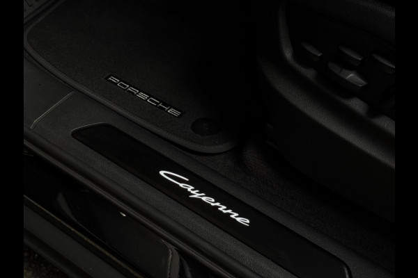 Porsche Cayenne Coupé Coupe E-Hybride Sport Design Black Edition Sport-chrono Pakket-Soft Close -Bose