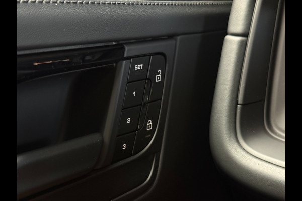 Porsche Cayenne Coupé Coupe E-Hybride Sport Design Black Edition Sport-chrono Pakket-Soft Close -Bose