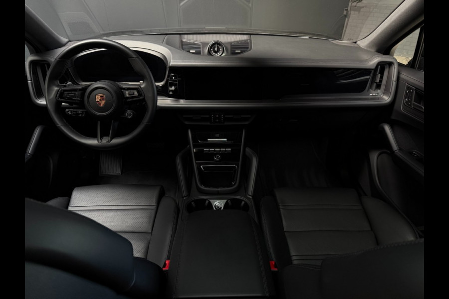 Porsche Cayenne Coupé Coupe E-Hybride Sport Design Black Edition Sport-chrono Pakket-Soft Close -Bose