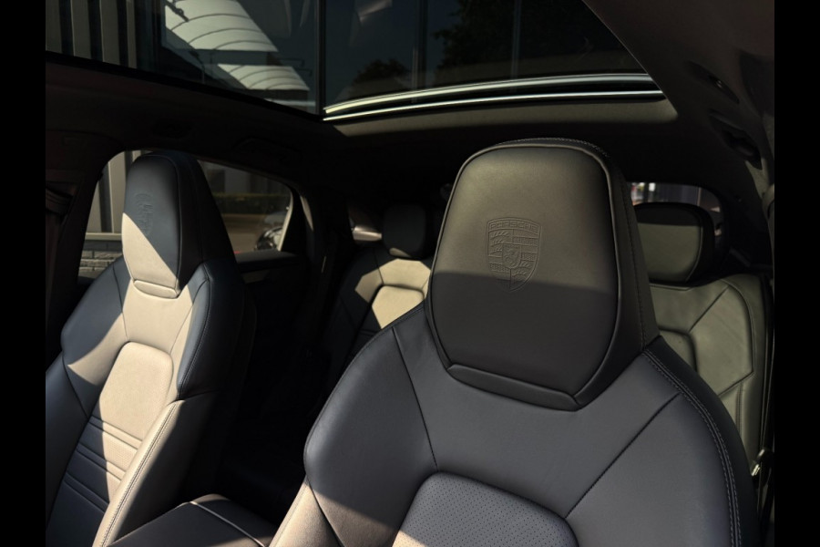 Porsche Cayenne Coupé Coupe E-Hybride Sport Design Black Edition Sport-chrono Pakket-Soft Close -Bose