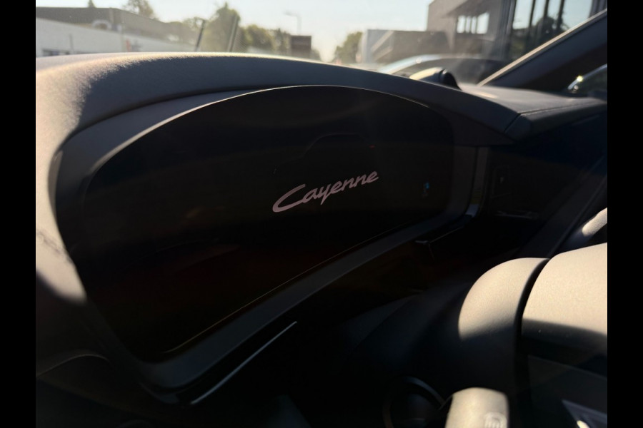 Porsche Cayenne Coupé Coupe E-Hybride Sport Design Black Edition Sport-chrono Pakket-Soft Close -Bose