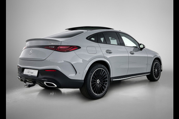 Mercedes-Benz GLC Coupé 400e 4MATIC Business Solution AMG | Premium Plus | Winterpakket | Techniekpakket | Nightpakket | Rijassistentiepakket Plus | Trekhaak | AMG spoiler | Panoramaschuifdak | Treeplanken in aluminiumlook | Middenconsole metaalstructuur | 20" multispaaks lichtmetalen AMG velgen |