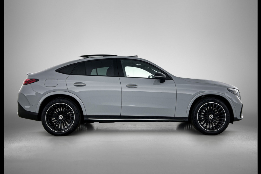 Mercedes-Benz GLC Coupé 400e 4MATIC Business Solution AMG | Premium Plus | Winterpakket | Techniekpakket | Nightpakket | Rijassistentiepakket Plus | Trekhaak | AMG spoiler | Panoramaschuifdak | Treeplanken in aluminiumlook | Middenconsole metaalstructuur | 20" multispaaks lichtmetalen AMG velgen |