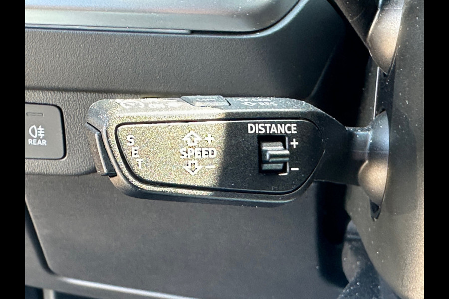 Audi Q4 e-tron 40 Launch edition Advanced Plus 77 kWh WARMTEPOMP|PANO|ACC|LEER|