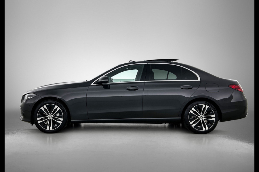 Mercedes-Benz C-Klasse 300 e Business Solution Luxury | Winterpakket | Parkeerpakket | Trekhaak | Panoramaschuifdak | Warmtewerend, donkergetint glas | GUARD 360° Plus |