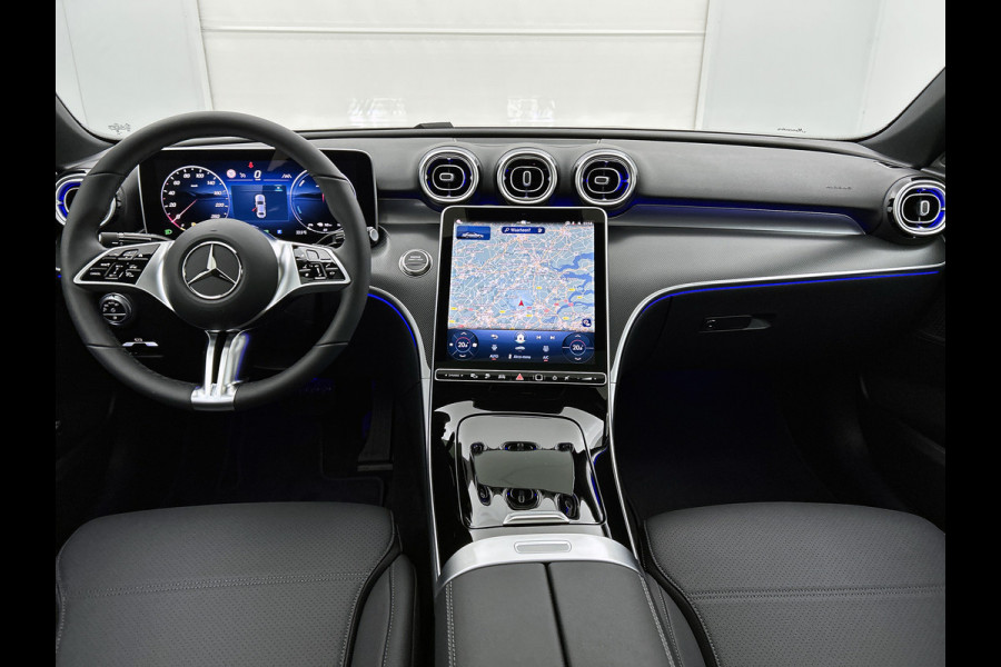 Mercedes-Benz C-Klasse 300 e Business Solution Luxury | Winterpakket | Parkeerpakket | Trekhaak | Panoramaschuifdak | Warmtewerend, donkergetint glas | GUARD 360° Plus |