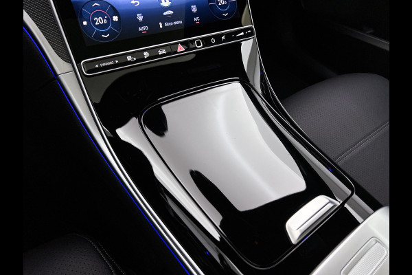 Mercedes-Benz C-Klasse 300 e Business Solution Luxury | Winterpakket | Parkeerpakket | Trekhaak | Panoramaschuifdak | Warmtewerend, donkergetint glas | GUARD 360° Plus |