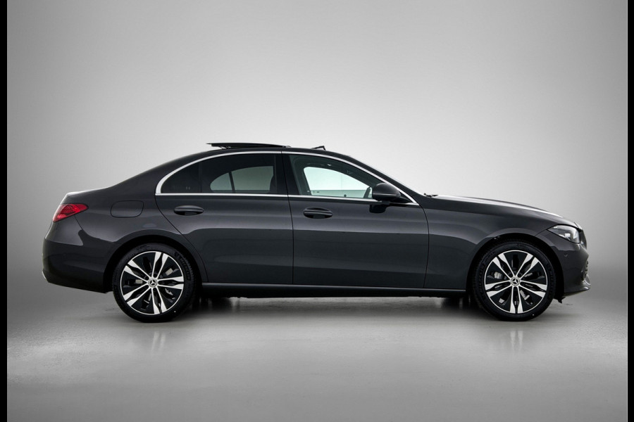 Mercedes-Benz C-Klasse 300 e Business Solution Luxury | Winterpakket | Parkeerpakket | Trekhaak | Panoramaschuifdak | Warmtewerend, donkergetint glas | GUARD 360° Plus |