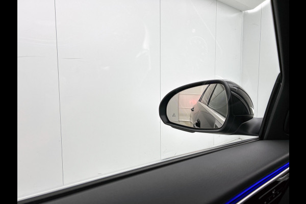 Mercedes-Benz C-Klasse 300 e Business Solution Luxury | Winterpakket | Parkeerpakket | Trekhaak | Panoramaschuifdak | Warmtewerend, donkergetint glas | GUARD 360° Plus |