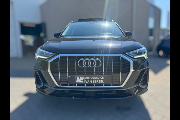Audi Q3 45 TFSI e S edition SOH 98,13% / PANO / S-LINE / LEDER ALCANTARA / CAMERA / LED / VERWARMDE STOELEN / SPORTSTOELEN