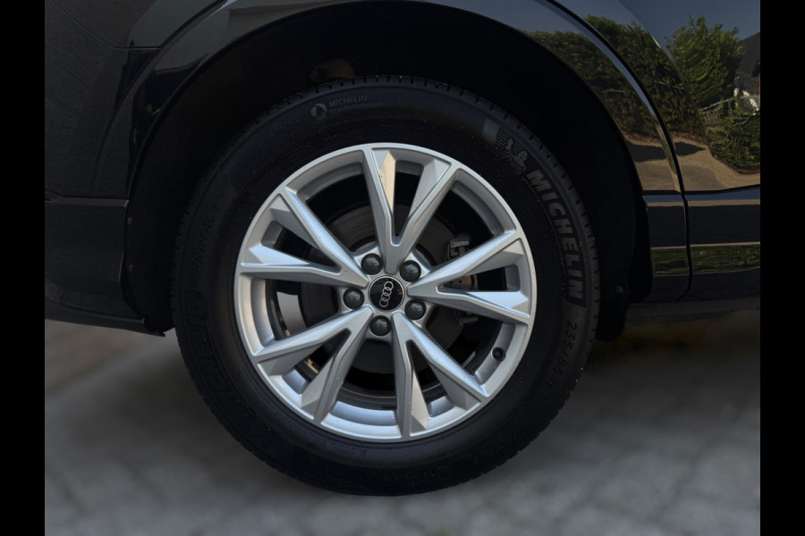 Audi Q3 45 TFSI e S edition SOH 98,13% / PANO / S-LINE / LEDER ALCANTARA / CAMERA / LED / VERWARMDE STOELEN / SPORTSTOELEN