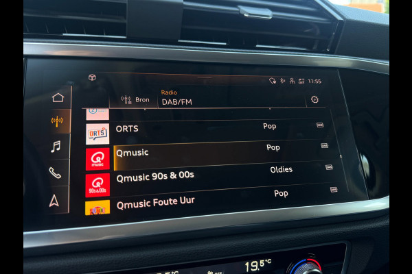 Audi Q3 45 TFSI e S edition SOH 98,13% / PANO / S-LINE / LEDER ALCANTARA / CAMERA / LED / VERWARMDE STOELEN / SPORTSTOELEN