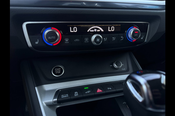 Audi Q3 45 TFSI e S edition SOH 98,13% / PANO / S-LINE / LEDER ALCANTARA / CAMERA / LED / VERWARMDE STOELEN / SPORTSTOELEN