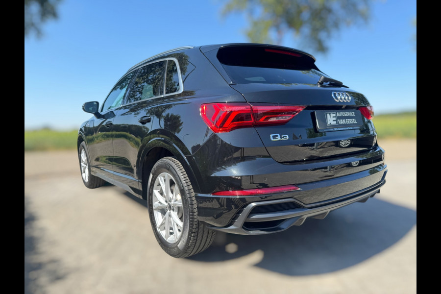 Audi Q3 45 TFSI e S edition SOH 98,13% / PANO / S-LINE / LEDER ALCANTARA / CAMERA / LED / VERWARMDE STOELEN / SPORTSTOELEN