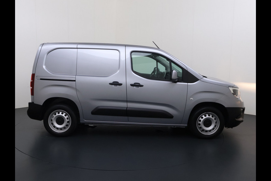 Opel Combo 1.5D L1H1 Edition 102PK! Navigatie, trekhaak, Cruise Control