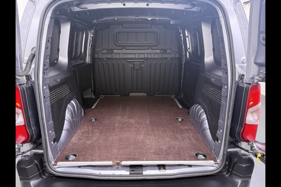 Opel Combo 1.5D L1H1 Edition 102PK! Navigatie, trekhaak, Cruise Control