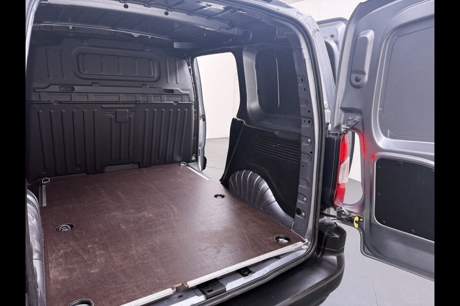 Opel Combo 1.5D L1H1 Edition 102PK! Navigatie, trekhaak, Cruise Control