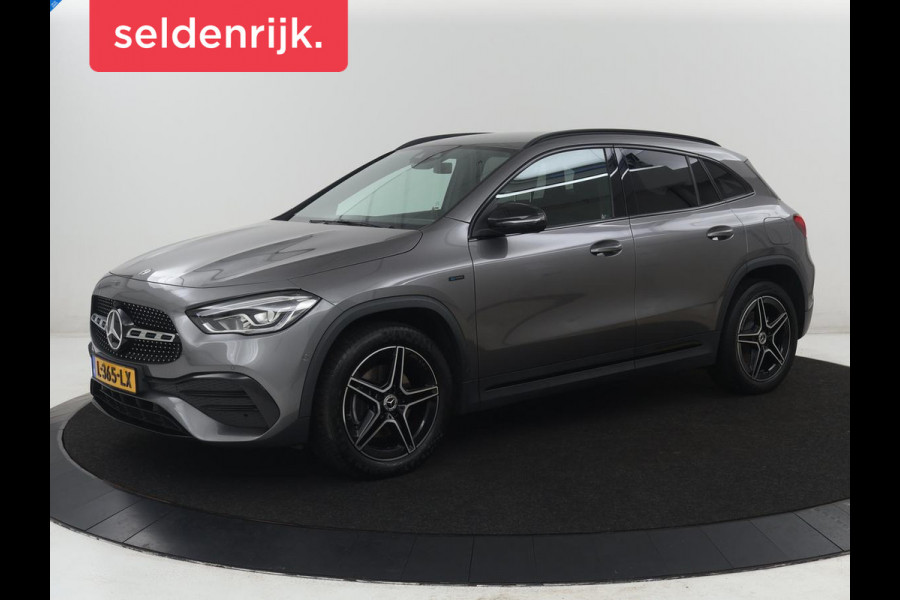 Mercedes-Benz GLA 250 e Business Solution AMG Limited | SOH 95,2% | Leder/alcantara | Stoelverwarming | Carplay | Sfeerverlichting | Cruise control | Camera | Park assist | Trekhaak