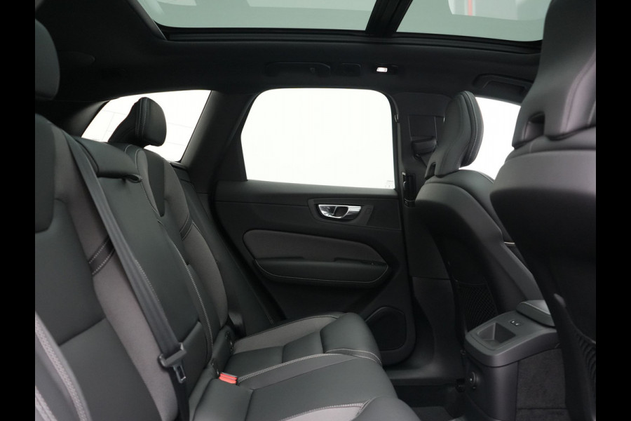 Volvo XC60 T6 AWD Plus Dark LONG RANGE PHEV 350pk | Trekhaak Af Fabriek | Panodak | Adaptive Cruise | 360 Camera | Harman / Kardon | Lederen Sportstoelen Memory & Verwarmd | Blis | Keyless | Google Assistent | Apple Carplay | Stuur Verwarmd  | 20"L.M | Plug In Hybrid |