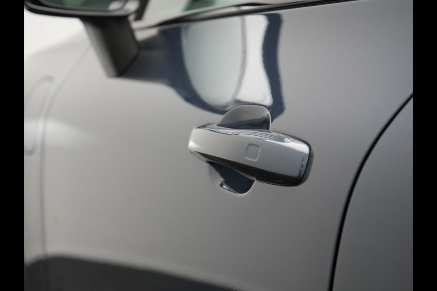 Volvo XC60 T6 AWD Plus Dark LONG RANGE PHEV 350pk | Trekhaak Af Fabriek | Panodak | Adaptive Cruise | 360 Camera | Harman / Kardon | Lederen Sportstoelen Memory & Verwarmd | Blis | Keyless | Google Assistent | Apple Carplay | Stuur Verwarmd  | 20"L.M | Plug In Hybrid |
