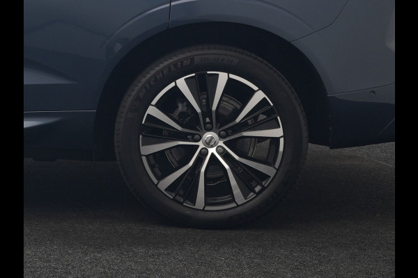 Volvo XC60 T6 AWD Plus Dark LONG RANGE PHEV 350pk | Trekhaak Af Fabriek | Panodak | Adaptive Cruise | 360 Camera | Harman / Kardon | Lederen Sportstoelen Memory & Verwarmd | Blis | Keyless | Google Assistent | Apple Carplay | Stuur Verwarmd  | 20"L.M | Plug In Hybrid |