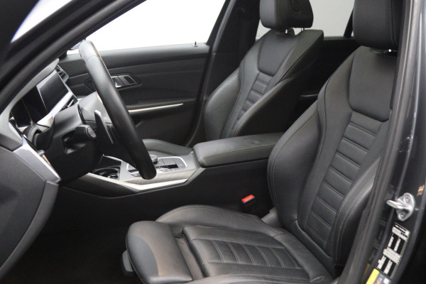 BMW 3 Serie Touring 330e 293 PK High Executive M-Sport PHEV, Panoramadak, Adap. Cruise Control, Carplay, 360 Camera