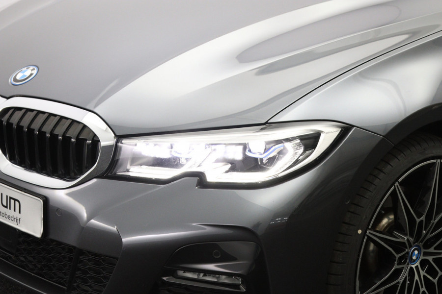 BMW 3 Serie Touring 330e 293 PK High Executive M-Sport PHEV, Panoramadak, Adap. Cruise Control, Carplay, 360 Camera