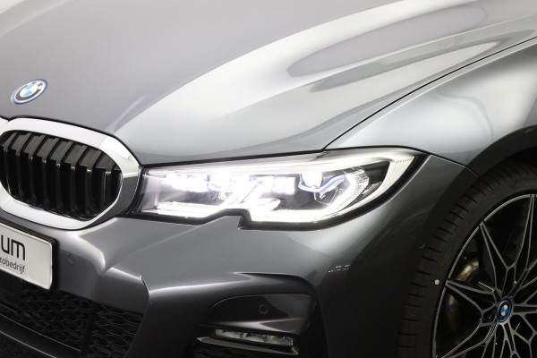 BMW 3 Serie Touring 330e 293 PK High Executive M-Sport PHEV, Panoramadak, Adap. Cruise Control, Carplay, 360 Camera