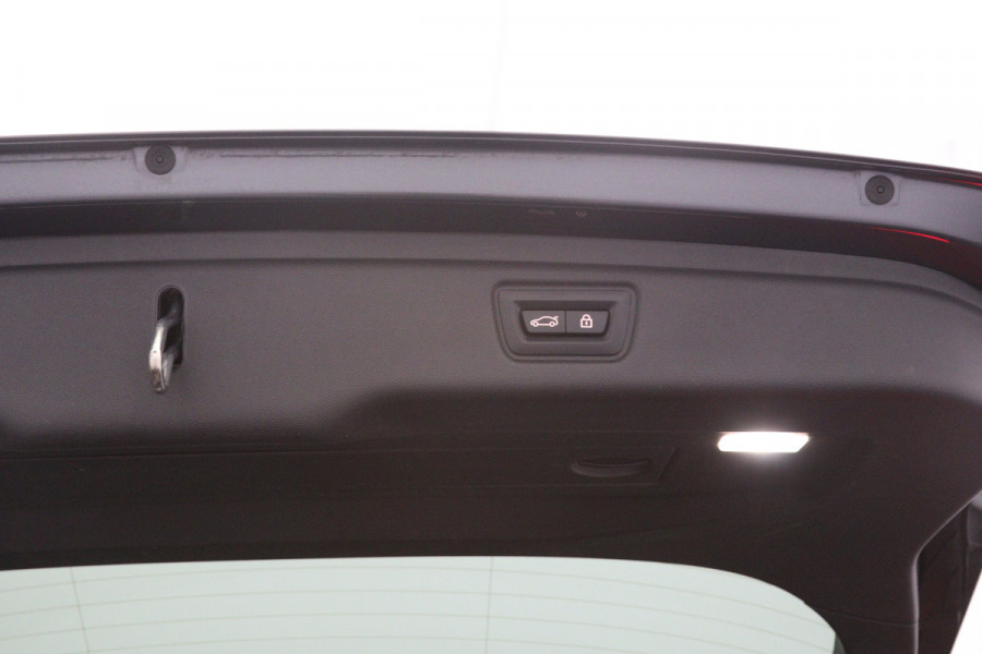 BMW 3 Serie Touring 330e 293 PK High Executive M-Sport PHEV, Panoramadak, Adap. Cruise Control, Carplay, 360 Camera