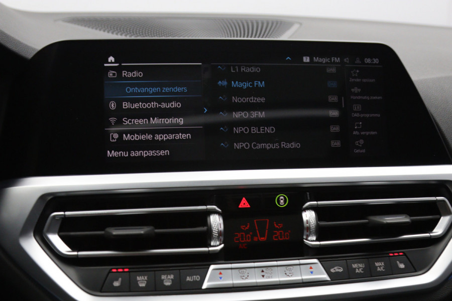 BMW 3 Serie Touring 330e 293 PK High Executive M-Sport PHEV, Panoramadak, Adap. Cruise Control, Carplay, 360 Camera
