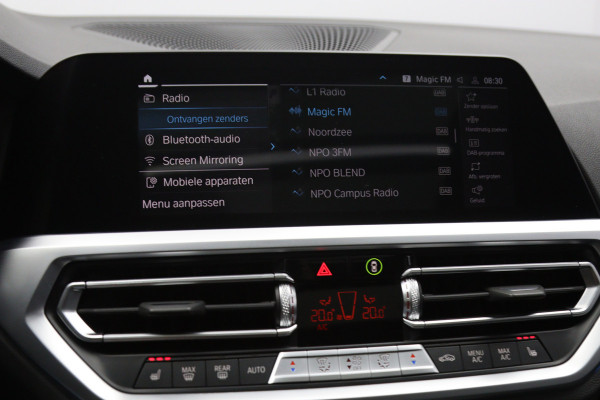 BMW 3 Serie Touring 330e 293 PK High Executive M-Sport PHEV, Panoramadak, Adap. Cruise Control, Carplay, 360 Camera