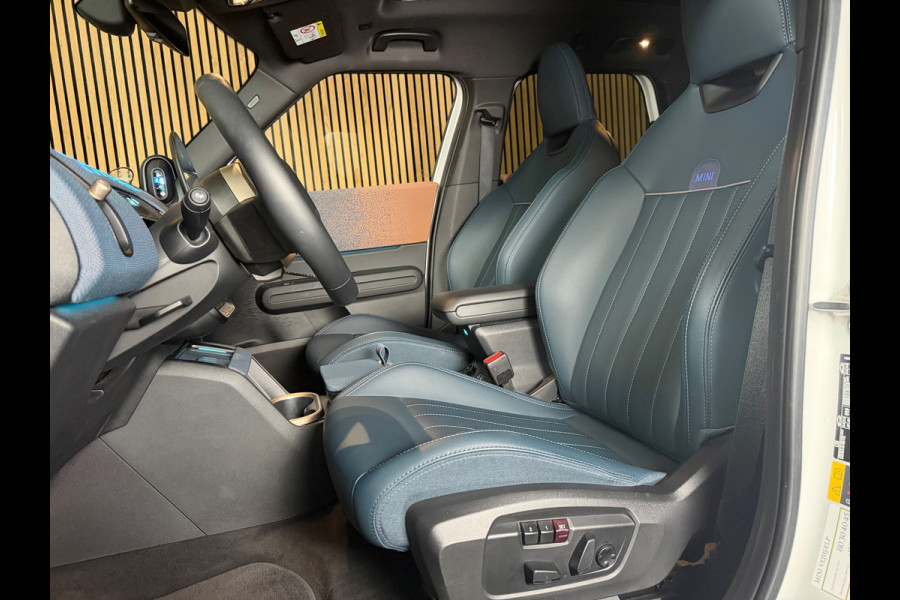 MINI Countryman SE ALL4 Favoured XL 66.5 kWh 313 PK PANO|TREKHAAK|HUD|H&K|AMBIENT|20 INCH