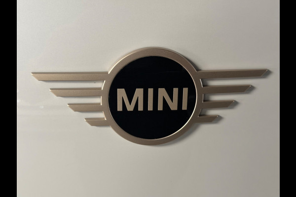 MINI Countryman SE ALL4 Favoured XL 66.5 kWh 313 PK PANO|TREKHAAK|HUD|H&K|AMBIENT|20 INCH