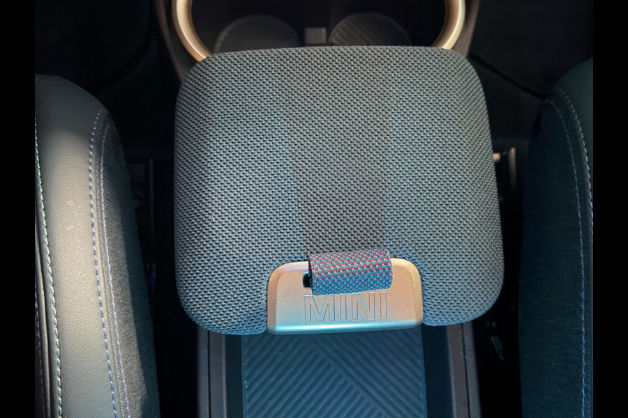MINI Countryman SE ALL4 Favoured XL 66.5 kWh 313 PK PANO|TREKHAAK|HUD|H&K|AMBIENT|20 INCH