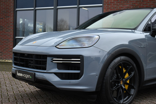 Porsche Cayenne Coupé 4.0 Turbo E-Hybrid GT Burmester PDCC Carbon HUD ACC