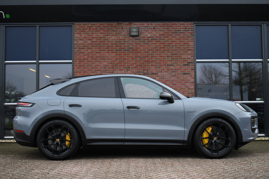 Porsche Cayenne Coupé 4.0 Turbo E-Hybrid GT Burmester PDCC Carbon HUD ACC