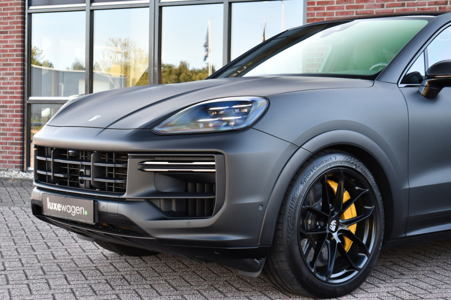 Porsche Cayenne Coupé 4.0 Turbo E-Hybrid GT Burmester PDCC Carbon HUD ACC