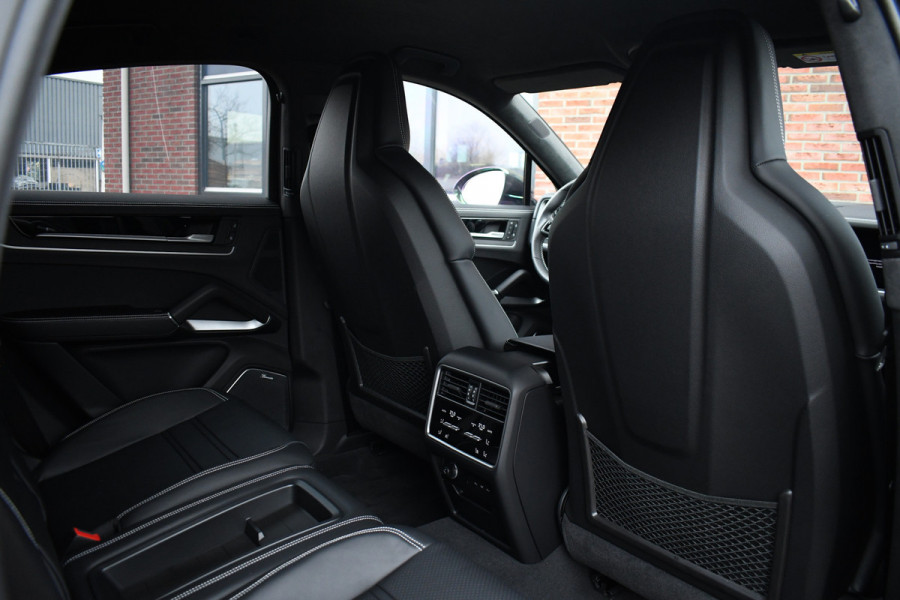 Porsche Cayenne Coupé 4.0 Turbo E-Hybrid GT Burmester PDCC Carbon HUD ACC