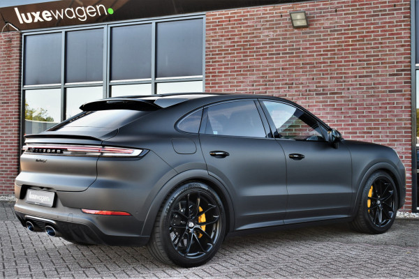 Porsche Cayenne Coupé 4.0 Turbo E-Hybrid GT Burmester PDCC Carbon HUD ACC