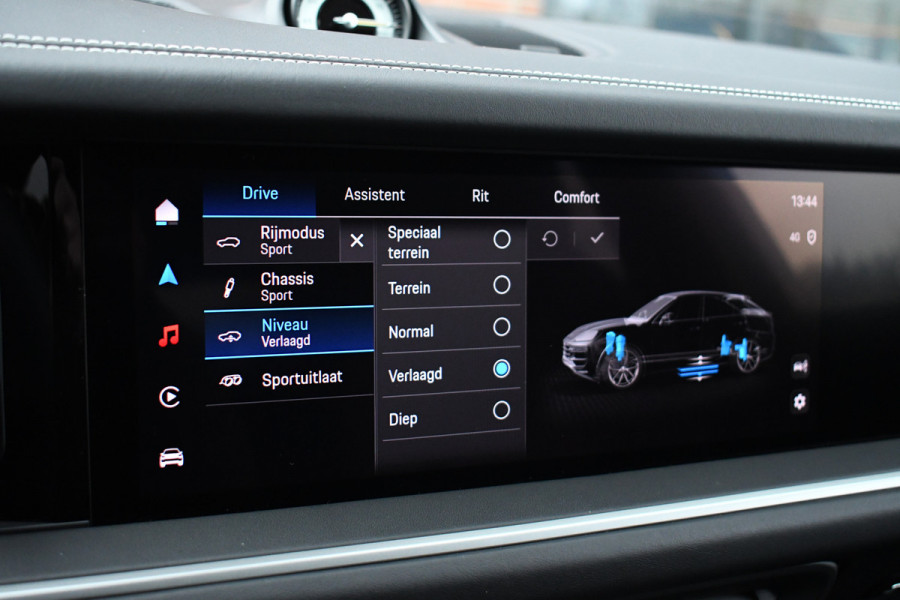 Porsche Cayenne Coupé 4.0 Turbo E-Hybrid GT Burmester PDCC Carbon HUD ACC