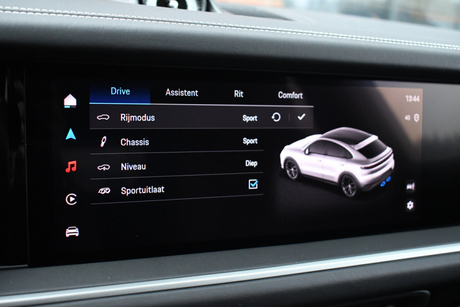 Porsche Cayenne Coupé 4.0 Turbo E-Hybrid GT Burmester PDCC Carbon HUD ACC