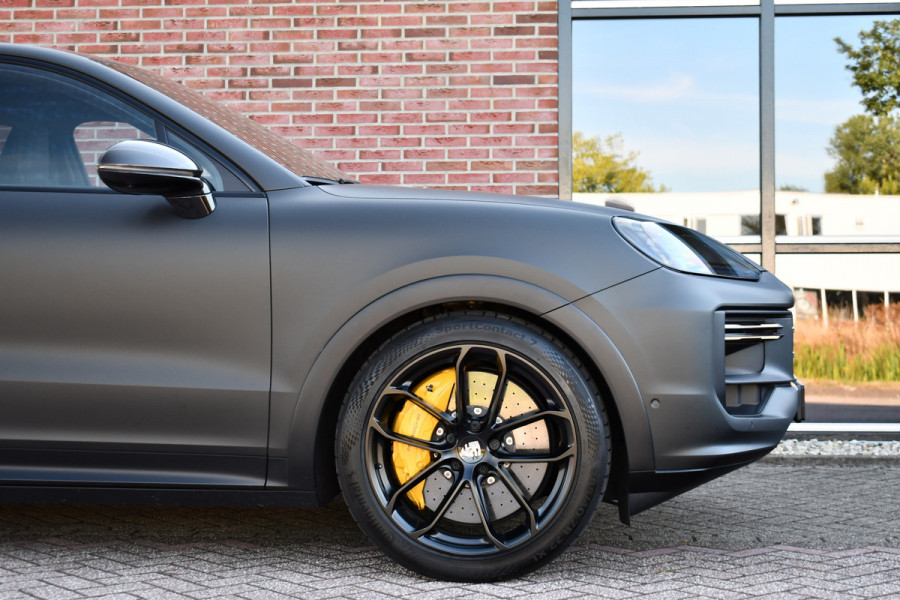 Porsche Cayenne Coupé 4.0 Turbo E-Hybrid GT Burmester PDCC Carbon HUD ACC