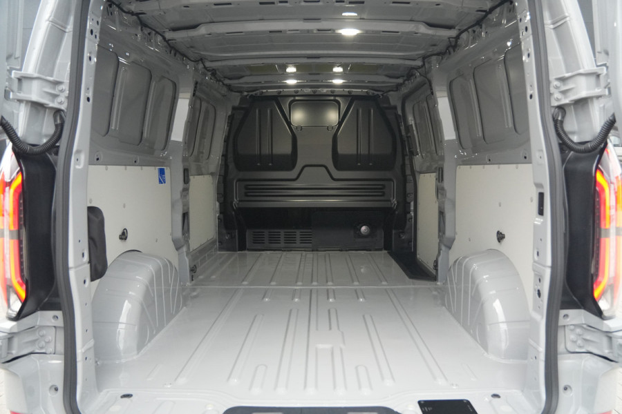 Ford E-Transit Custom 340 L2H1 Limited - Special Edition - 71kWh 218pk - 370KM WLTP - AGR Bestuurdersstoel - ACC - B&O - Navi - Stoel/Stuurverwarming