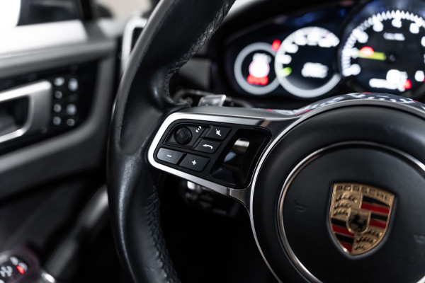 Porsche Cayenne Coupé 3.0 E-Hybrid Platinum Edition Pano Full Option