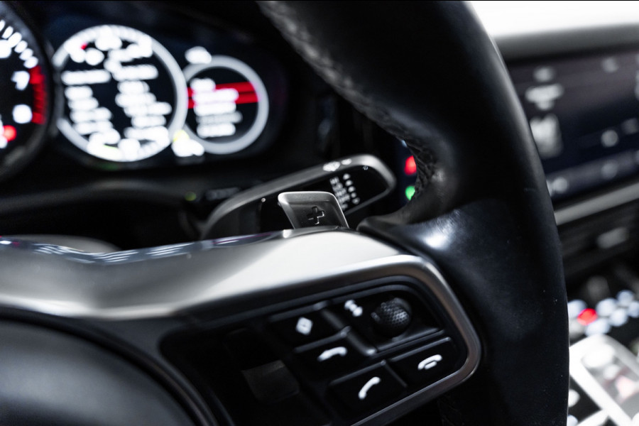 Porsche Cayenne Coupé 3.0 E-Hybrid Platinum Edition Pano Full Option