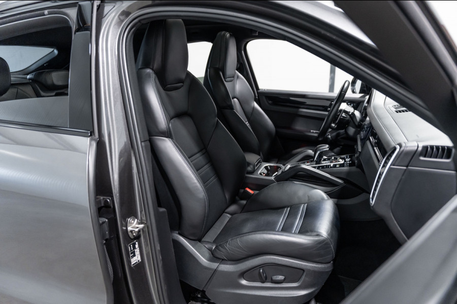Porsche Cayenne Coupé 3.0 E-Hybrid Platinum Edition Pano Full Option