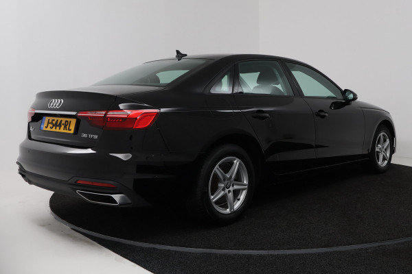 Audi A4 Limousine 35 TFSI Pro Line (ACHTERUITRIJCAMERA, CRUISE CONTROL, NAVIGATIE, PARKEERSENSOREN)